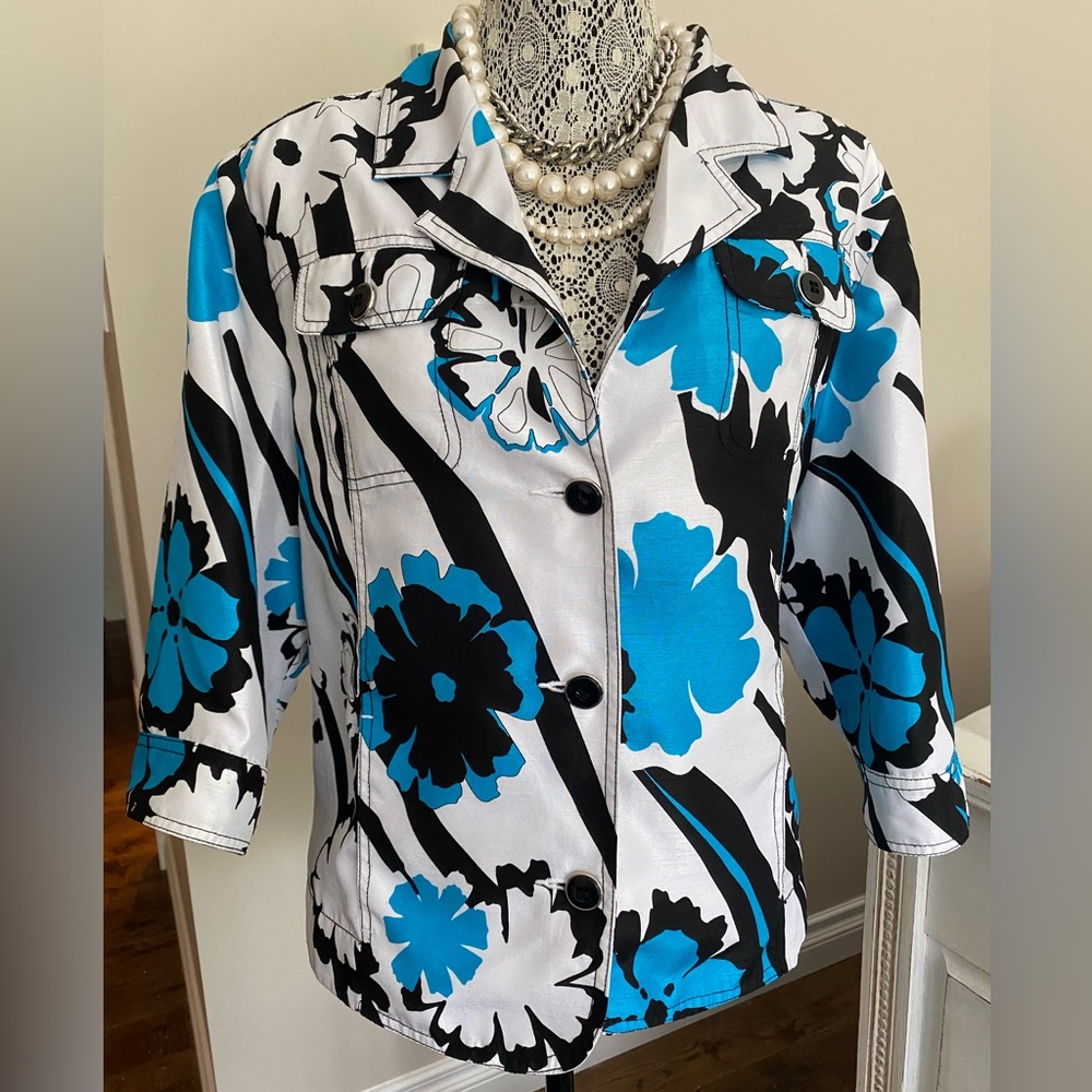 Colourful Jacket 3/4 length sleeves.